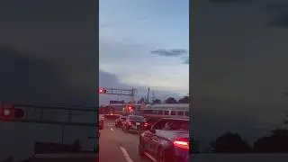 Amtrak 352 runs north in Pontiac, MI!
