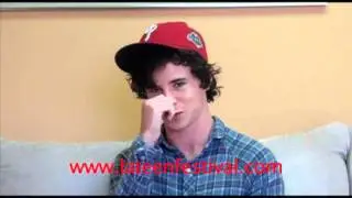 Charlie McDermott (The Middle) talks about Axl