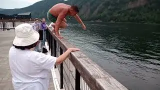 Jump into the Yenisei river. Прыжок в Енисей. Привет Бурятии.