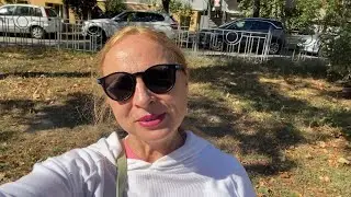 Киевское метро /  жизнь на правом берегу, дома и киевские дворики / 19.09.2024