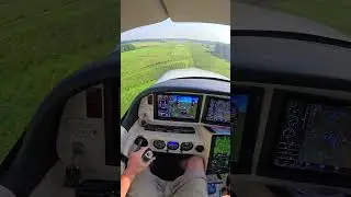 Cirrus SR22 POV landing at Sporty's airport 