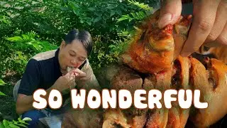 Enjoy delicious fried pork feet | Thai Farm