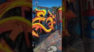 Spray Painting The Letter E