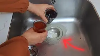 If your sink is clogged and there is a bad smell, fix it in 2 minutes.