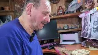 В гостях у резчика. Продолжение работы над киотом  иконы .