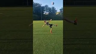 incredible #bicyclekick #soccer #footballskills #lenic #motivation #skills #incredible