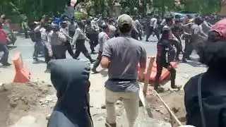 Demo meno omni buslaw di bandung