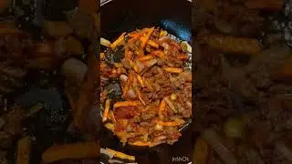 Макароны с подливой ,которая в конце перемешалась 😜!Всем Приятного друзья !!!😘