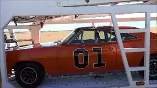 JUNK HUNTERS OR COUNTING CARS