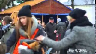 Погладила собачку блеать!