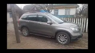 Honda CR-V заводить на буксір трактор Т-25