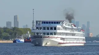 m/s Vissarion Belinsky in Action