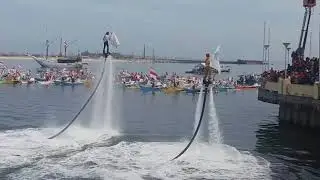 HUT RI anti mainstream di pantai losari makassar