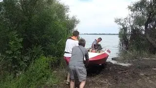 сломал лодку
