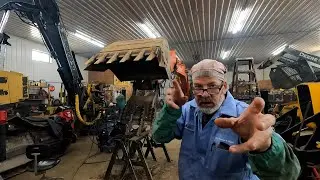 Finishing up the excavator bucket and the Thumb!