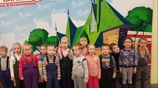 В театре кукол