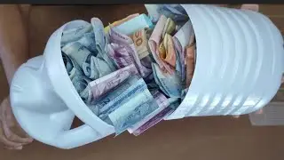 o COFRE de galão de 5 litros me surpreendeeu com a quantidade de dinheiro 😱