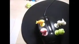 Прилипалы Stikeez мешают учиться.