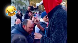 Kevin Durant Signs Fan’s Forehead [2022 NBA Brooklyn Nets Autograph]