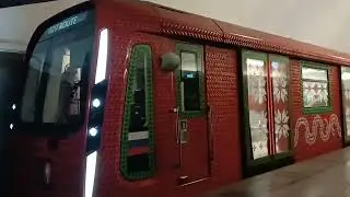 Вязаная Москва 2020 на Кольцевой линии
