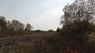Паровоз с туристическим поездом прибывает в Переславль-Залесский