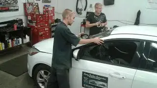 Ford Focus getting a brand new windshield replaced