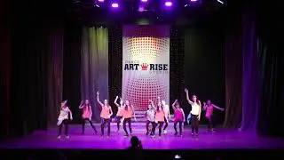 13. Dancehall, преподаватель Звездина Оксана