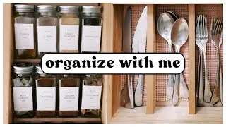 2 simple and impactful DIY wood kitchen organizers | If Only April