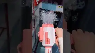 balloon machine. bubble machine.