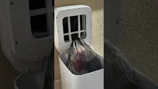 Xiaomi Smart Trash Can😲