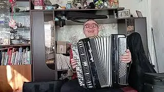 И вчера и сегодня и 3-го дня.