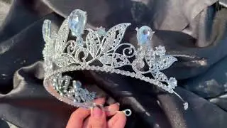 Crown tiara diadem