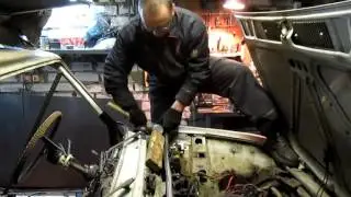 Выбиваем стойку брызговика