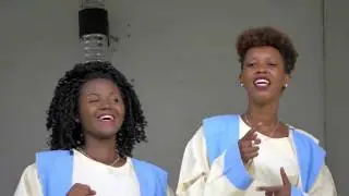 Gloria (Merry Christmas) By Chorale des Jeunes de la Mère Miséricordieuse