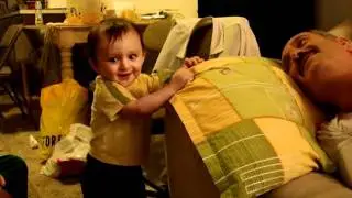 Baba Bozorg and Pouria are playing peekaboo