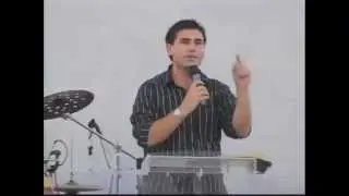 DEUS Gosta dos Loucos. Tremenda Palavra Ministrada pelo Pr. Omar Zaracho em Itaperuna RJ Brasil