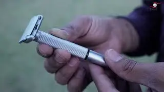 Pearl The sleek single edge safety razor SE-01 V2  is Live!