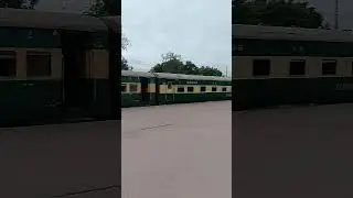 Awam Express Today Late Pakistan railways