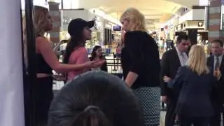 Fifth Harmony Signing 5-31-16