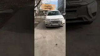 ОЧЕРЕДНОЙ быдло поставил своё карыто как ему по кайфу! 