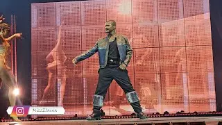 Usher IGNITES St. Louis with 