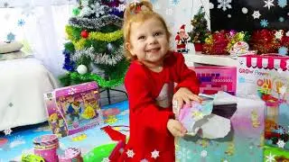 How children rejoice at gifts from Santa Claus Ariana and her New Year Surprises Vlog for children