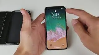 iPhone X: How to Turn Flashlight On & Off