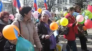 Первое мая. Демонстрация. Колонна библиотекарей.