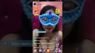 Cewek Hot bertopeng di Gogo Live