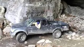 BLACK TACO ALMOST TIPS OVER AT CAVES