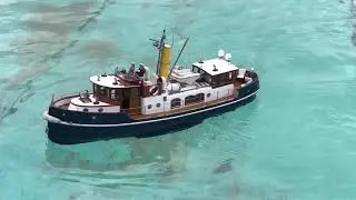 RC Classic motor yacht ‘MAGNOLIA’ test