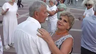 Марина. Мариночка.