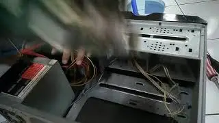 Merakit komputer sampai hidup