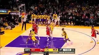 Lebron was way off on the free throw 😂